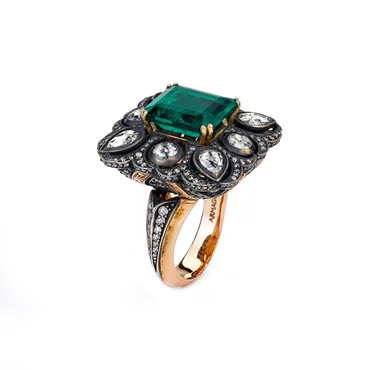 Emerald Cengar Ring