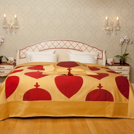 Medallion Bedspread Set