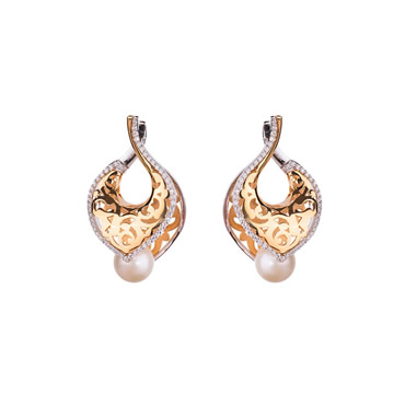 Pearl Rumi Earrings